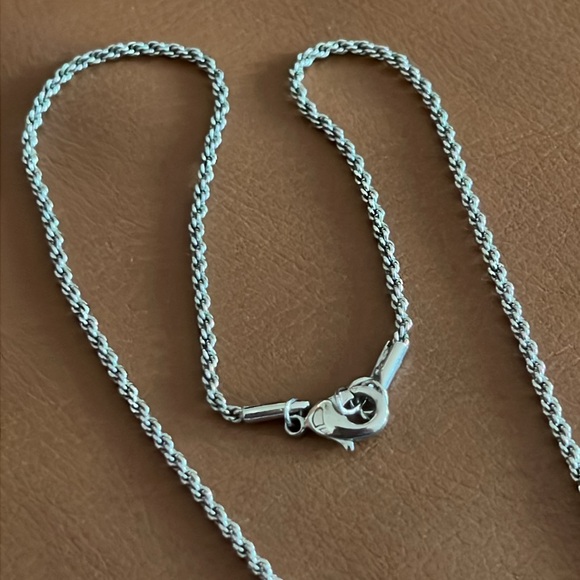 🎉𝐇𝐏🎉Cameron & Cross JBK Jackie Kennedy Snowflake Winter Crystal Necklace - Picture 4 of 6